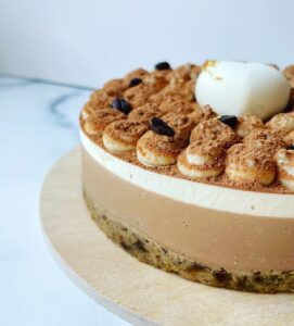 Tort vegan cu cafea ''Tiramisu''