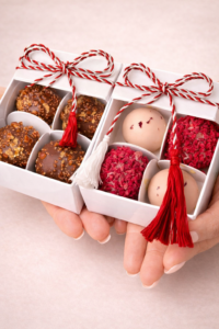 Mărțișor Rawmantic – 4 bomboane fără zahăr