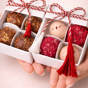 Mărțișor Rawmantic – 4 bomboane fără zahăr